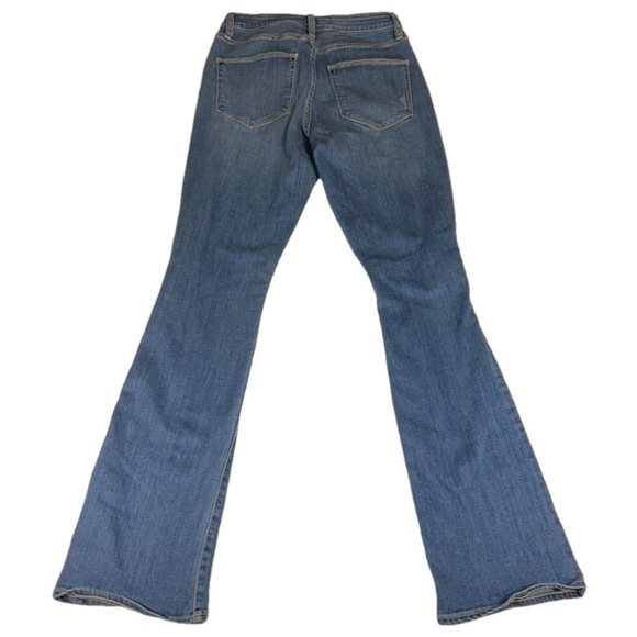 ARIZONA JEAN COMPANY Distressed Hi-Rise Bootcut Jeans Size: 5 - Picture 2 of 6